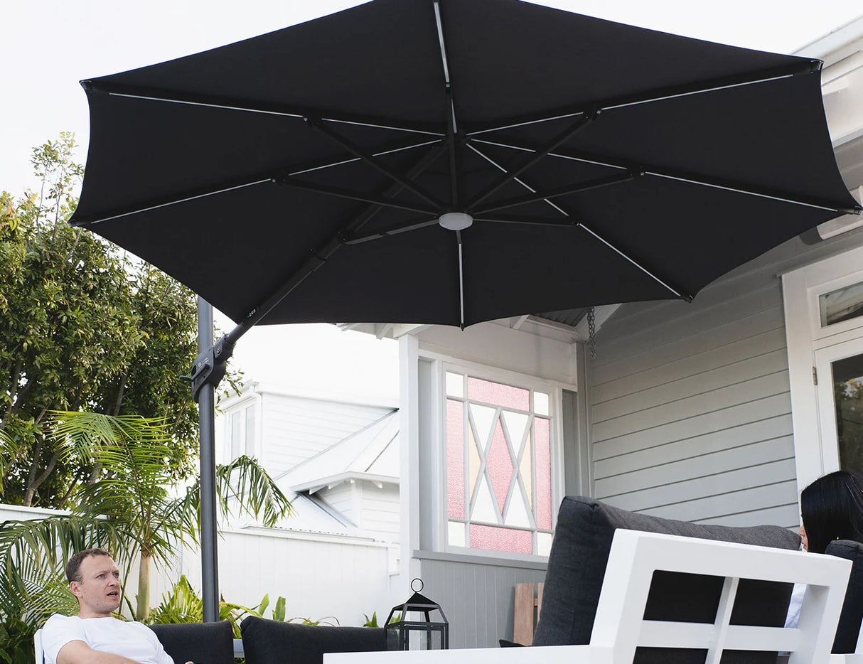 Patioslife Agave™ | 3 m Square Cantilever Umbrella – Offset Design with Wind Vent for Decks, Poolsides & Patios